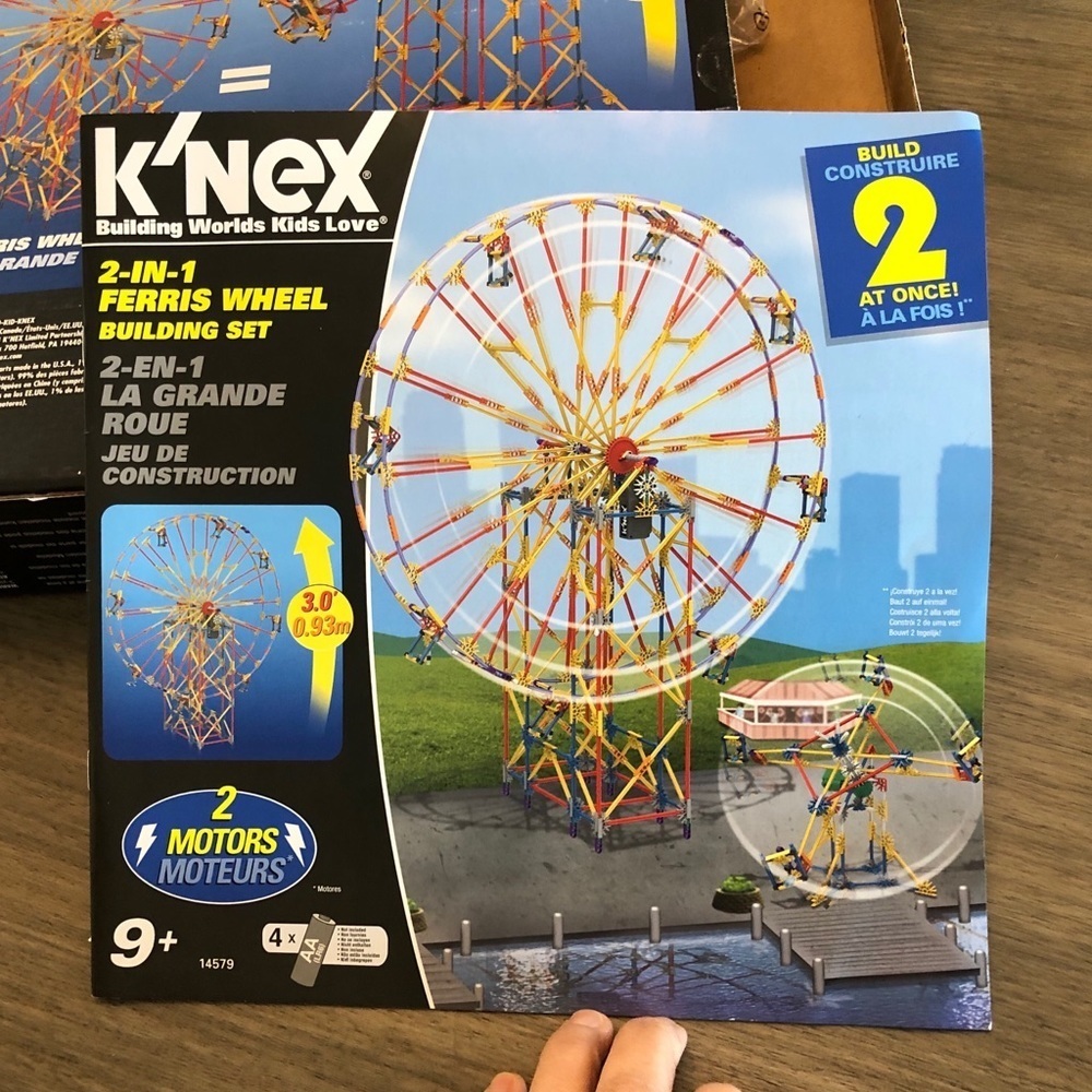 K'NEX Ferris Wheel 2-in-1 Build Set (922 PIECE) new- open box